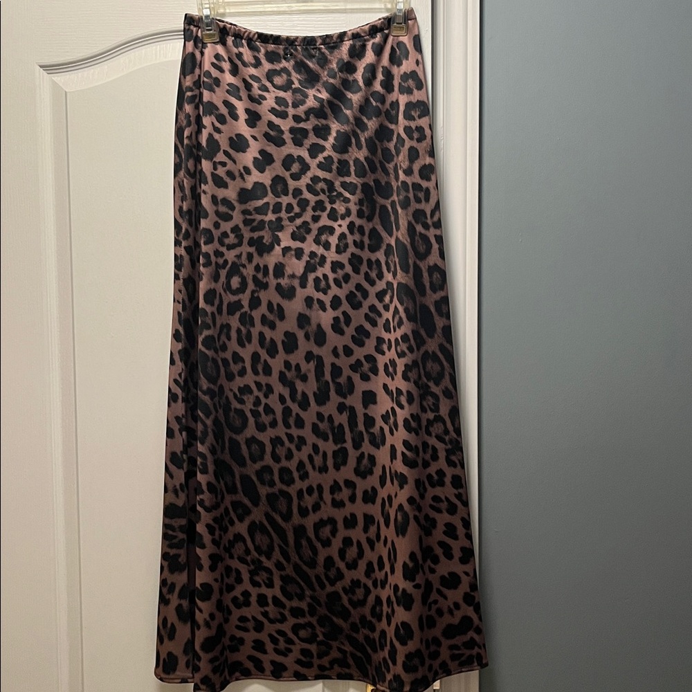 Leopard Print Skirt - Picture 6 of 6